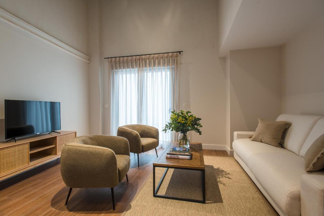 La Silleria De Triana By Magno Apartments Севиля Екстериор снимка