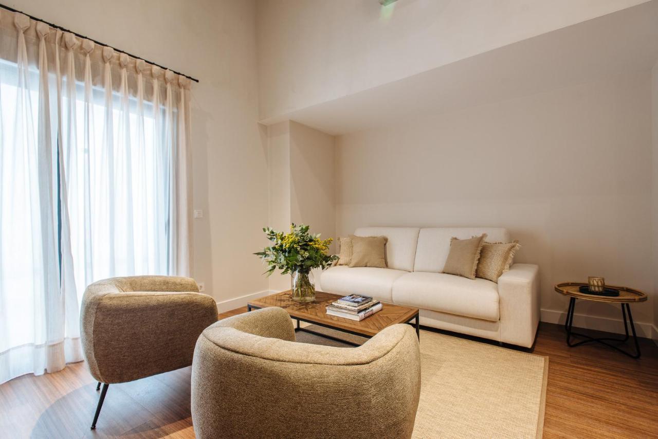 La Silleria De Triana By Magno Apartments Севиля Екстериор снимка
