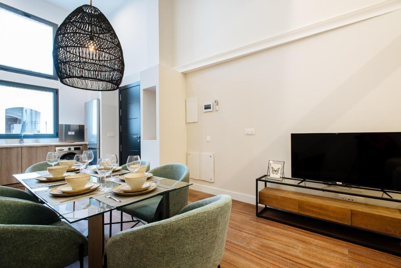 La Silleria De Triana By Magno Apartments Севиля Екстериор снимка