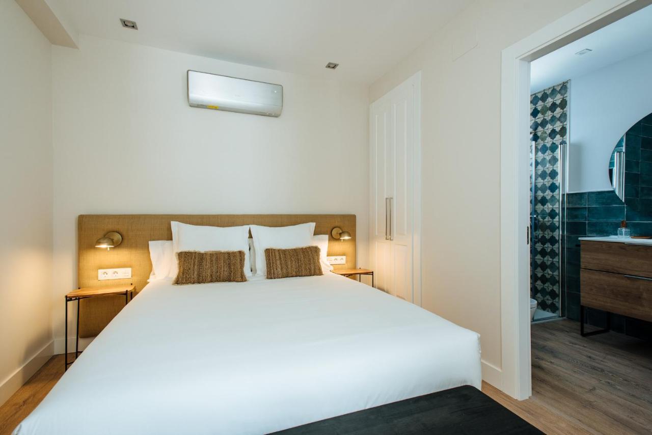 La Silleria De Triana By Magno Apartments Севиля Екстериор снимка