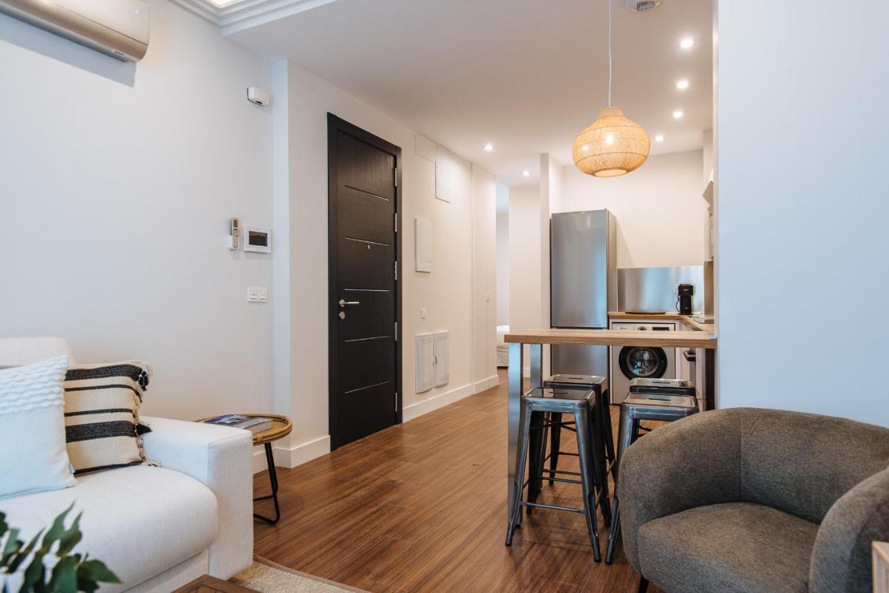 La Silleria De Triana By Magno Apartments Севиля Екстериор снимка