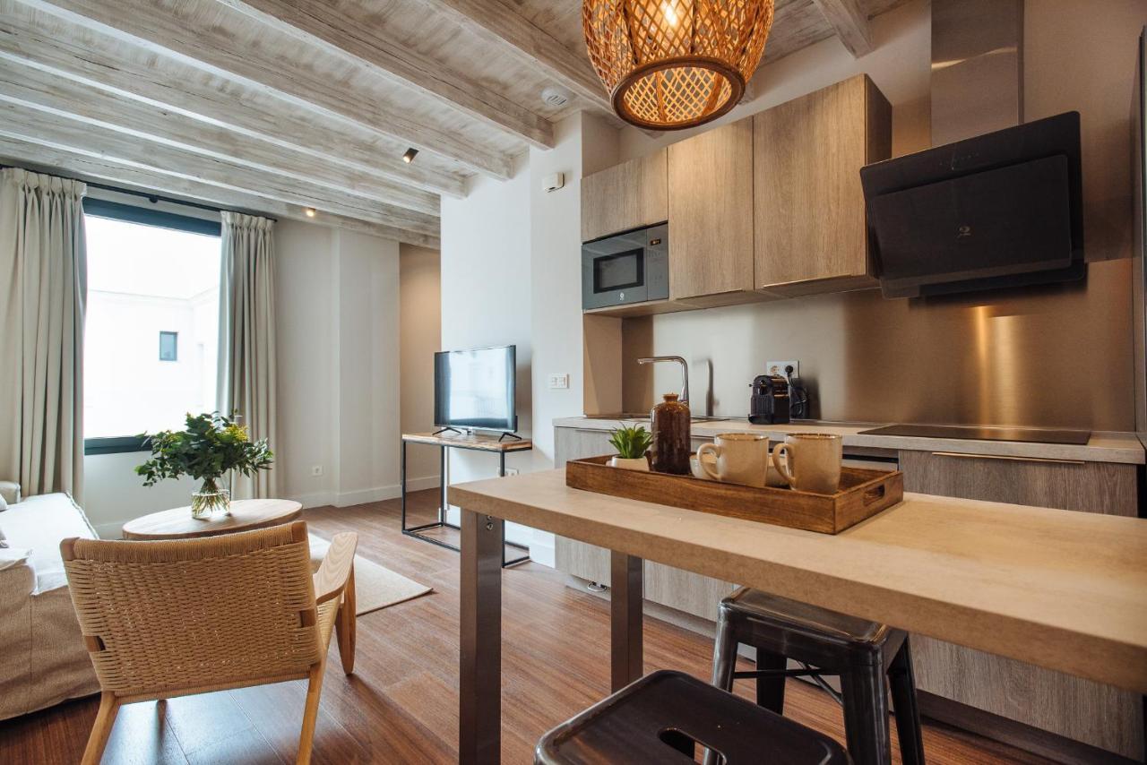 La Silleria De Triana By Magno Apartments Севиля Екстериор снимка