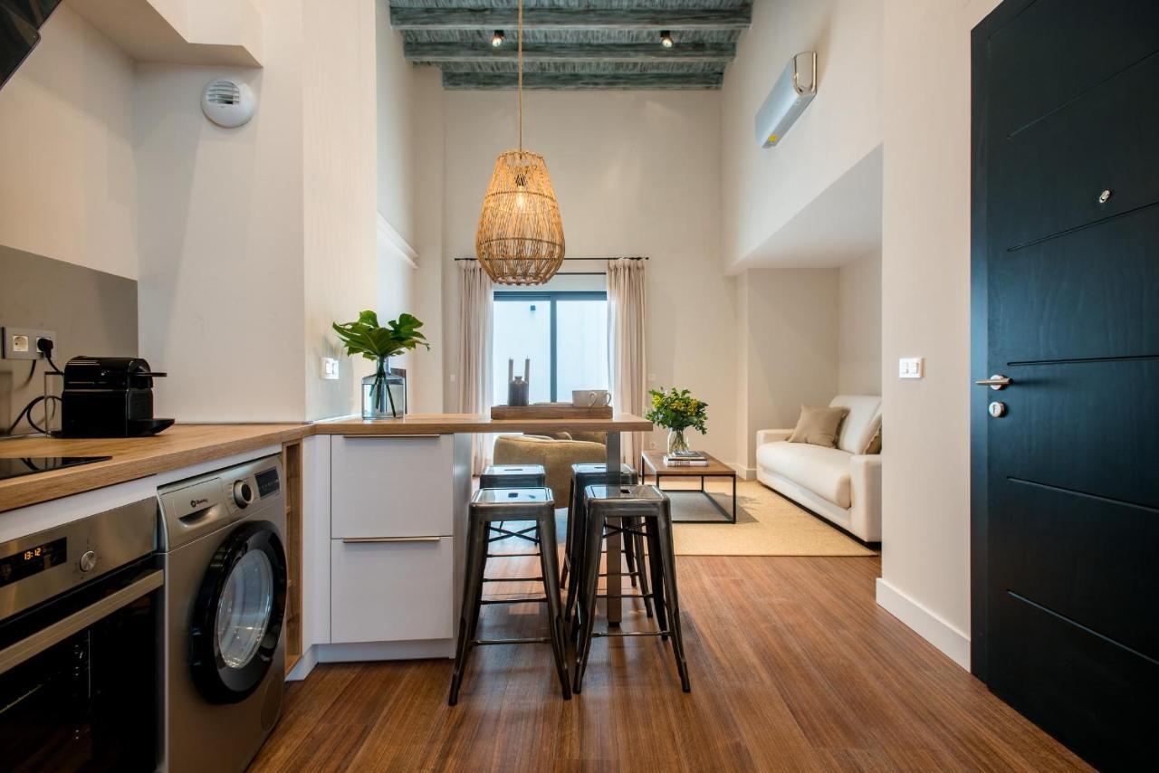 La Silleria De Triana By Magno Apartments Севиля Екстериор снимка
