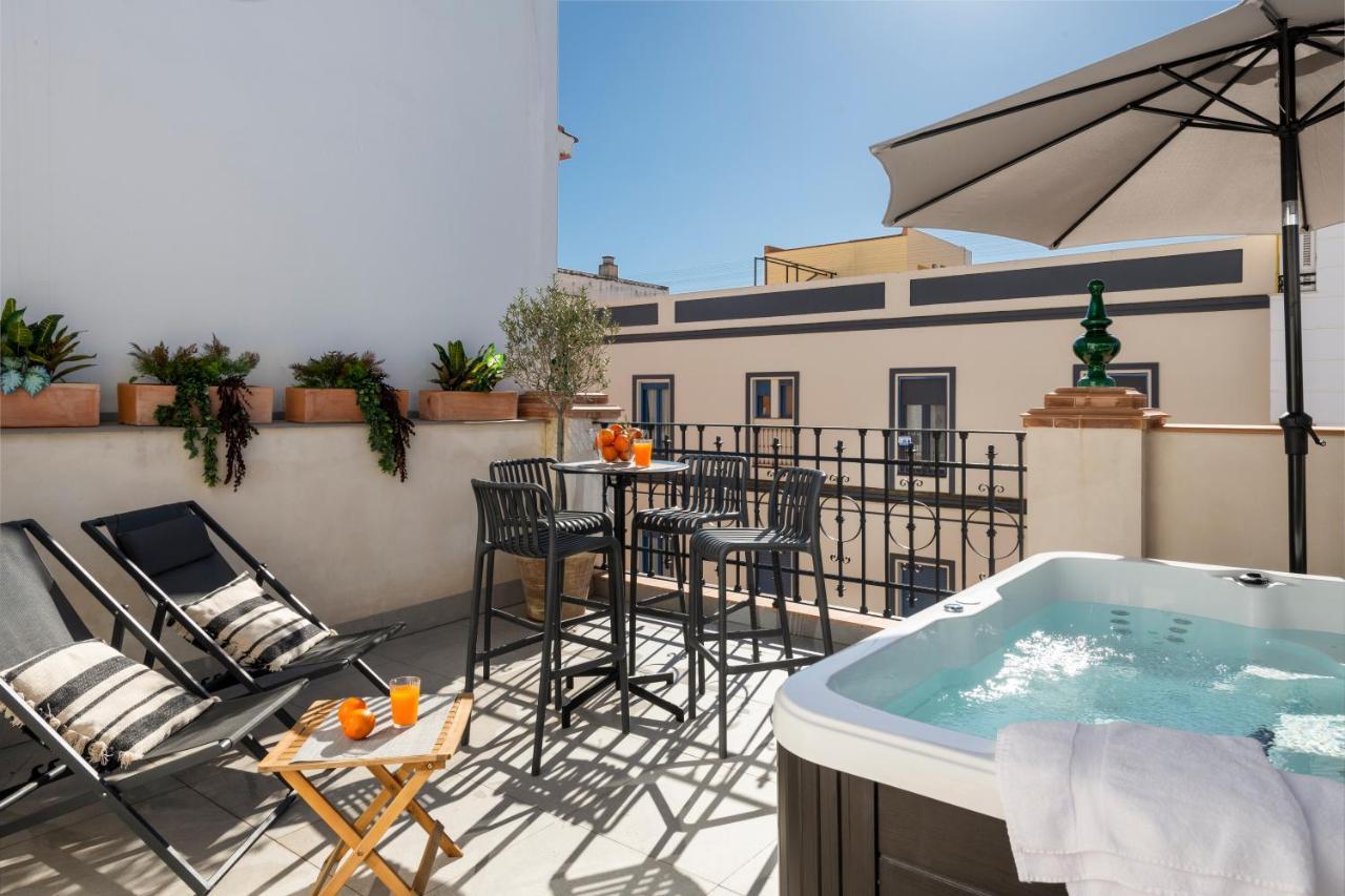 La Silleria De Triana By Magno Apartments Севиля Екстериор снимка